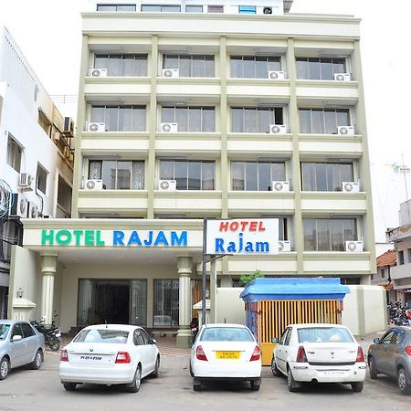 Hotel Rajam Канниякумари Экстерьер фото