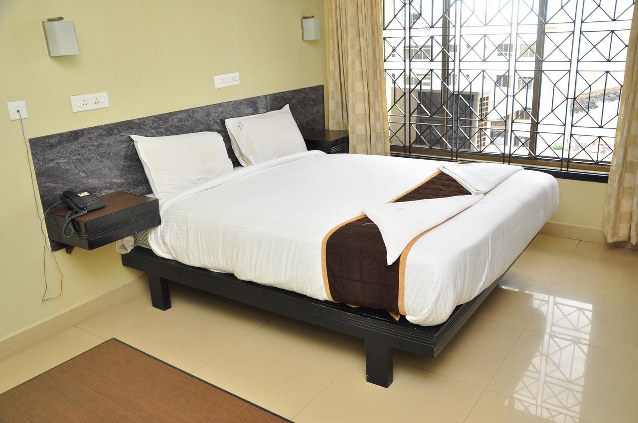 Hotel Rajam Канниякумари Экстерьер фото